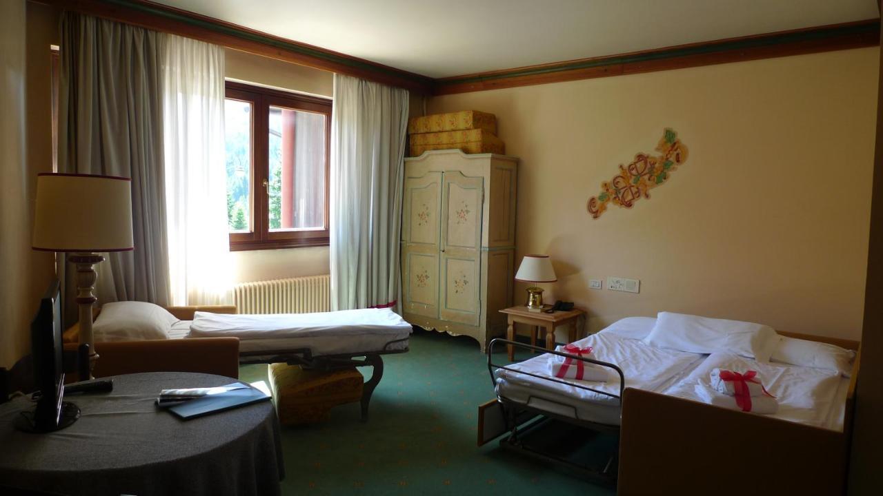 Rta Hotel Catturani Madonna Eksteriør billede
