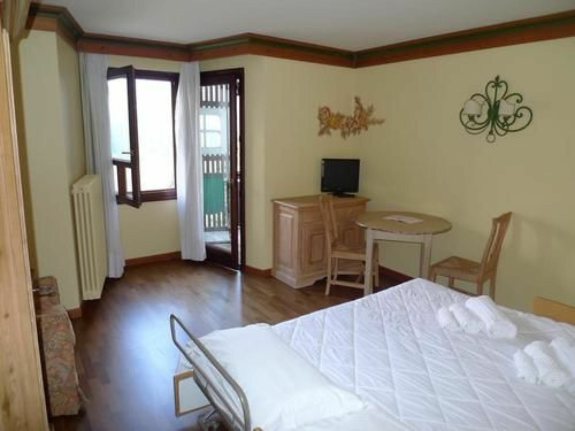 Rta Hotel Catturani Madonna Eksteriør billede
